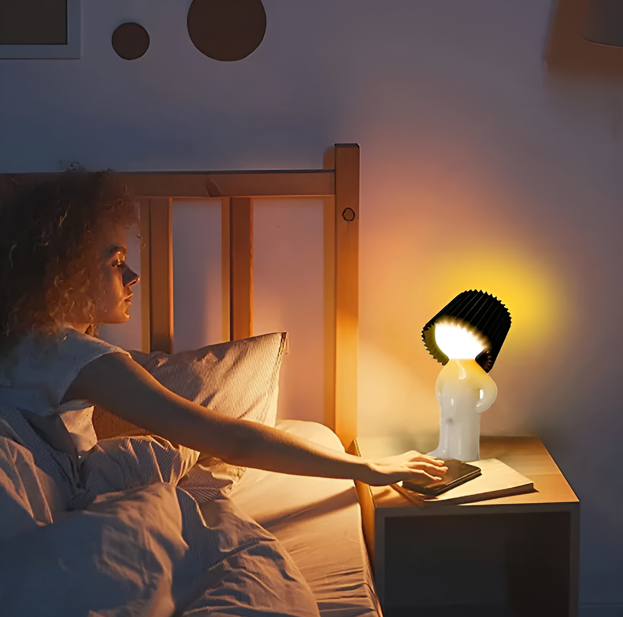 Skorter | Table lamp - Creative little Shy Boy LED lamp