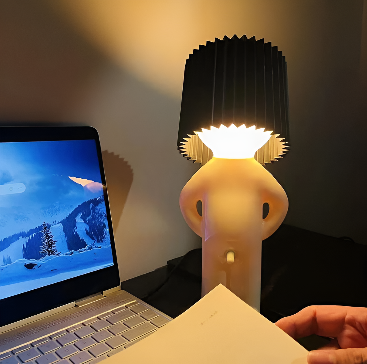 Skorter | Table lamp - Creative little Shy Boy LED lamp