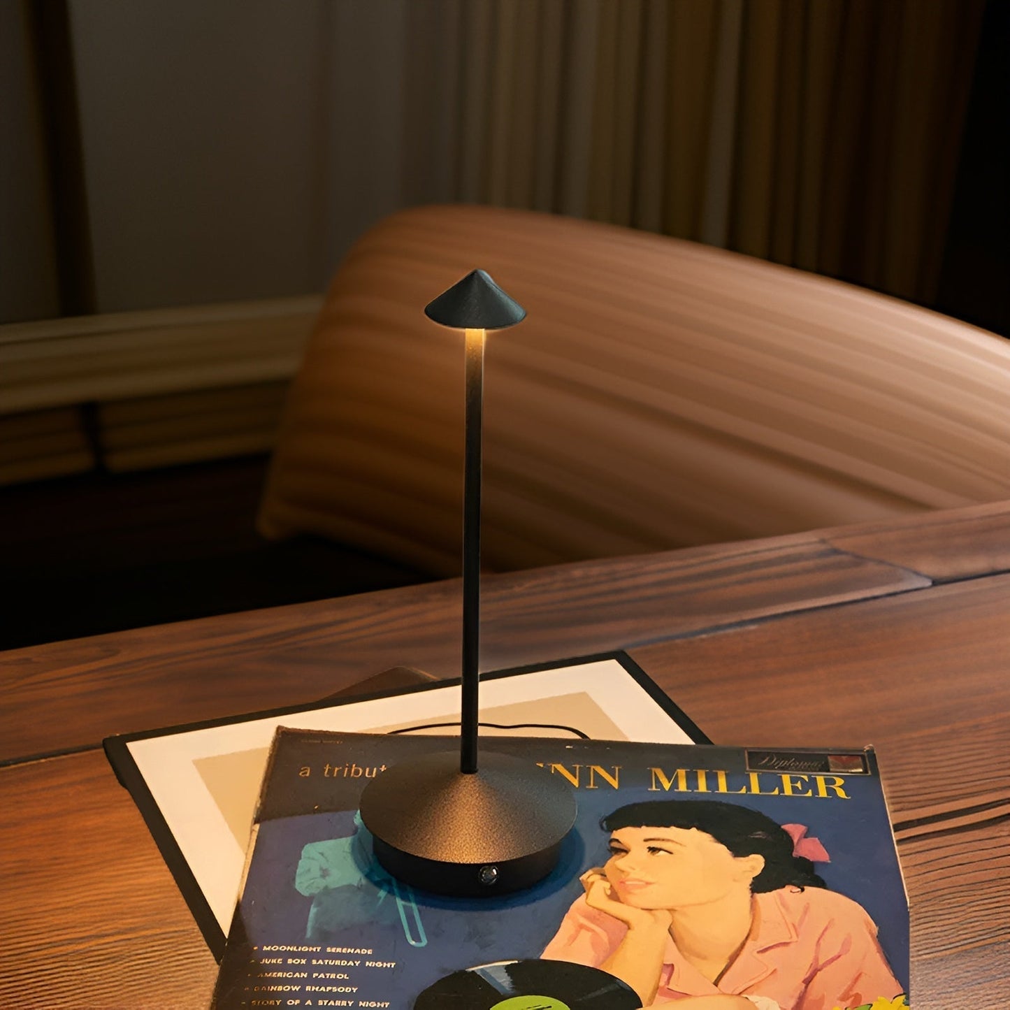 Skorter | Smart Versalight - Rechargeable Touch-Led-lamp for aesthetic rooms