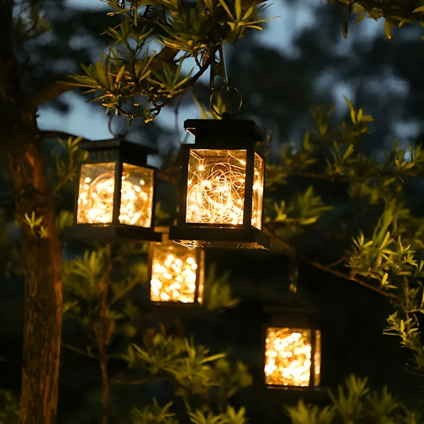 Skorter | Magic Lantern - Solar lamp with Dual-Panel Technology