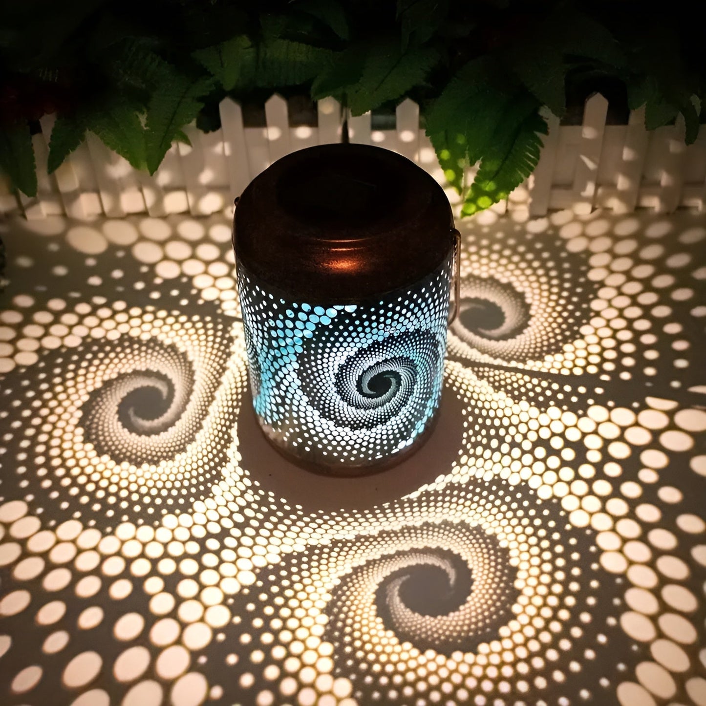 Skorter | SpiCircle - Solar projector lamp with spiral effect for outdoor