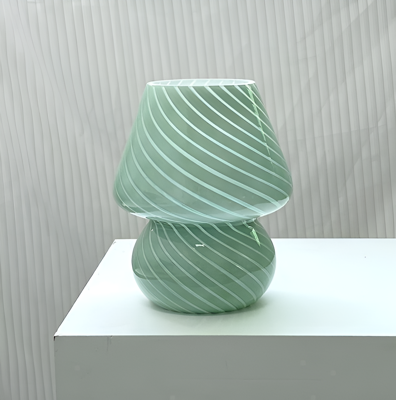 Skorter | Striped Glow - A Hand-Blown Striped Glass Bore Lamp