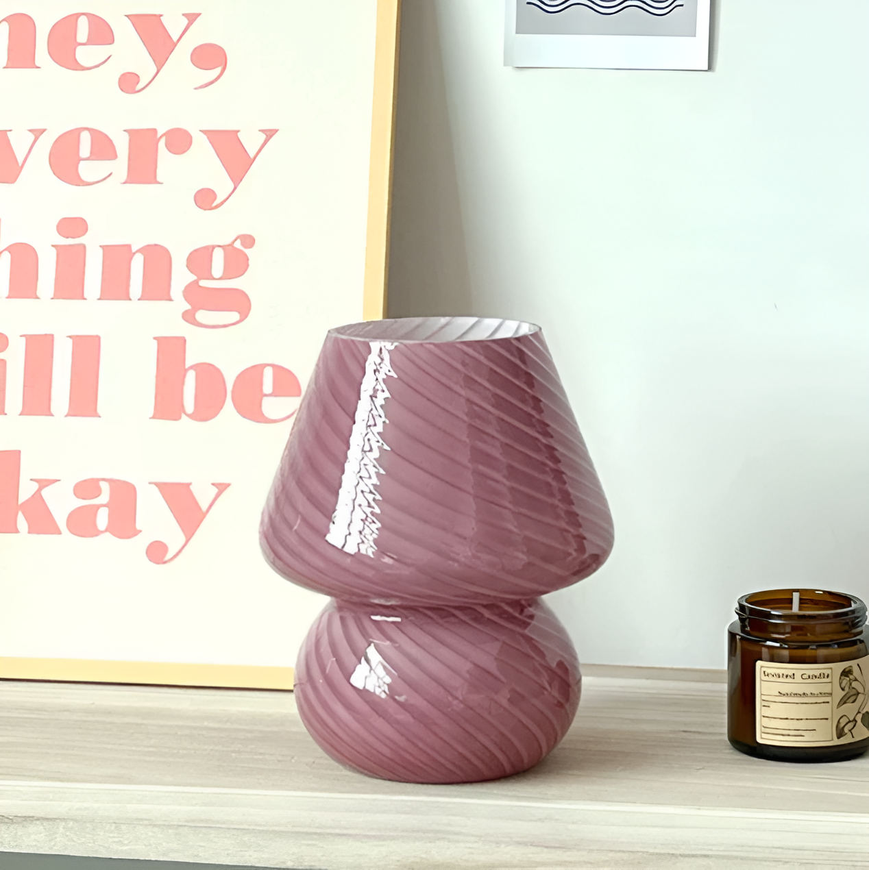 Skorter | Striped Glow - A Hand-Blown Striped Glass Bore Lamp