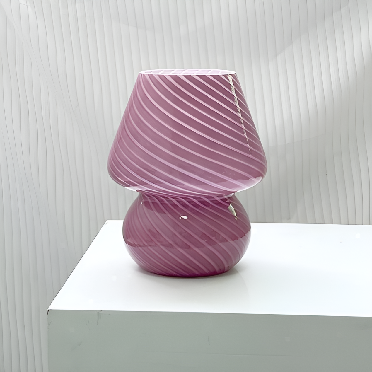 Skorter | Striped Glow - A Hand-Blown Striped Glass Bore Lamp