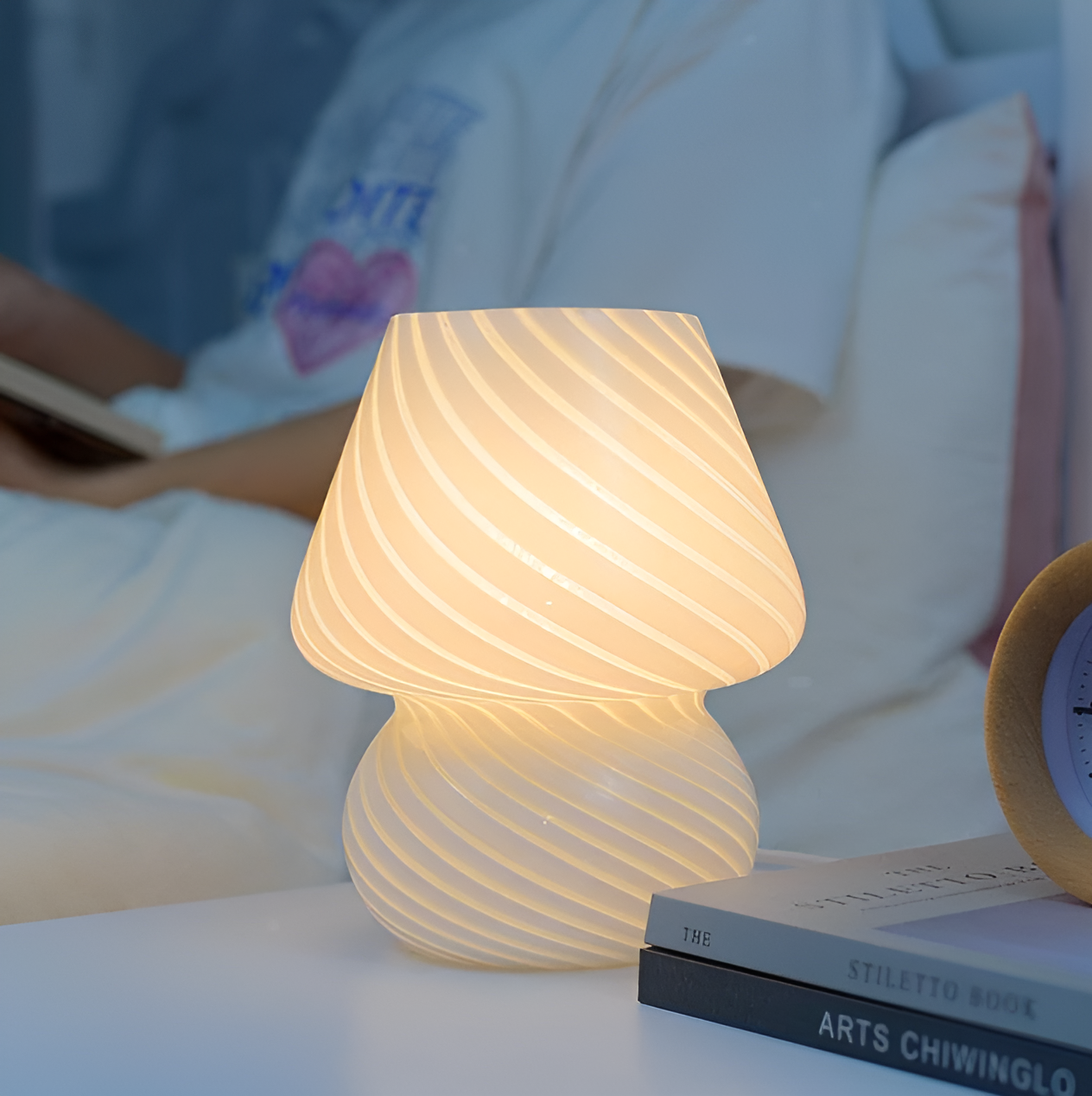 Skorter | Striped Glow - A Hand-Blown Striped Glass Bore Lamp