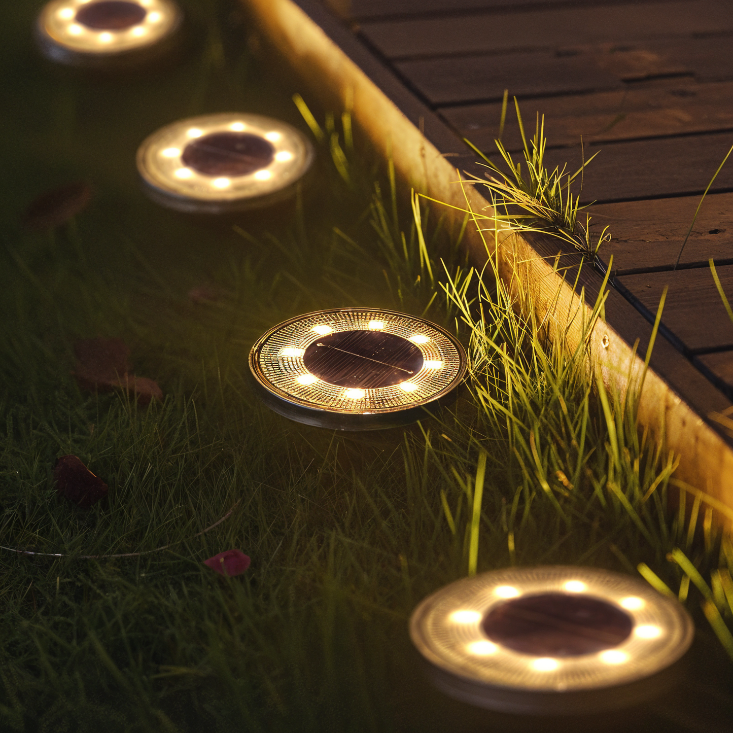 Skorter | SunSparkle - 2-Pack LED Solar Outdoor Lighting