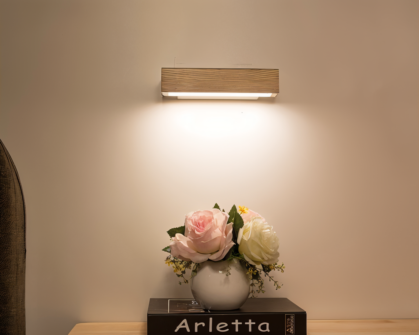 Skorter | TwistLED Wall Lamp - 360° Rotatable Rectangular LED Wall Lamp in Wood