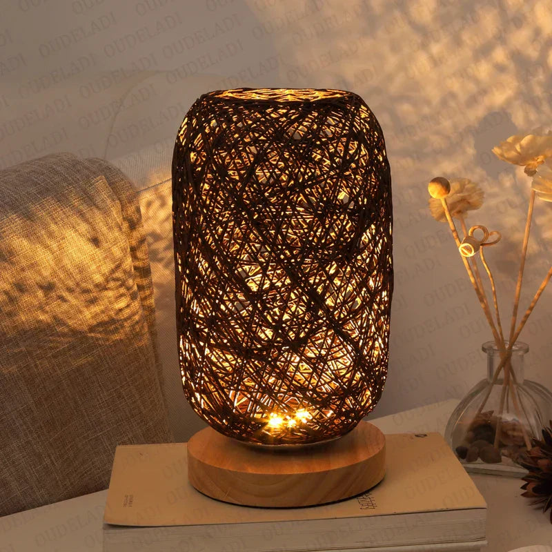 Skorter | RusticGlow - Wooden table lamp with rope design – Handcrafted LED decorative lamp
