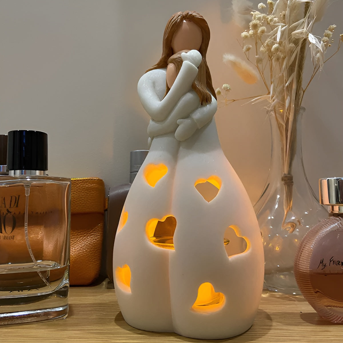 Skorter | Embracing Mother Daughter Figure Flickering Candle Holder - LoveGlow