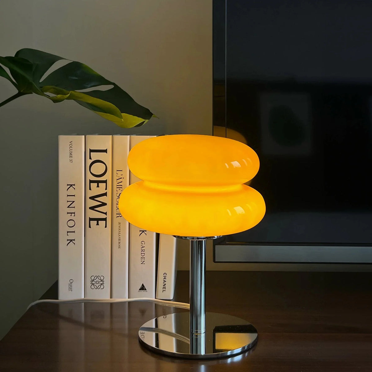 Skorter | Sören - Pink Retro Glass Table Lamp