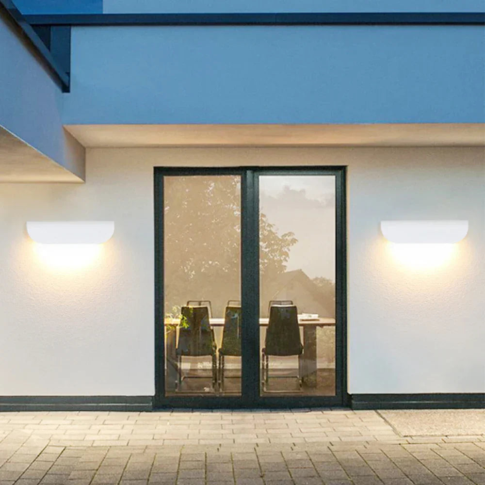 Skorter | RainGlow - Waterproof Outdoor Lighting