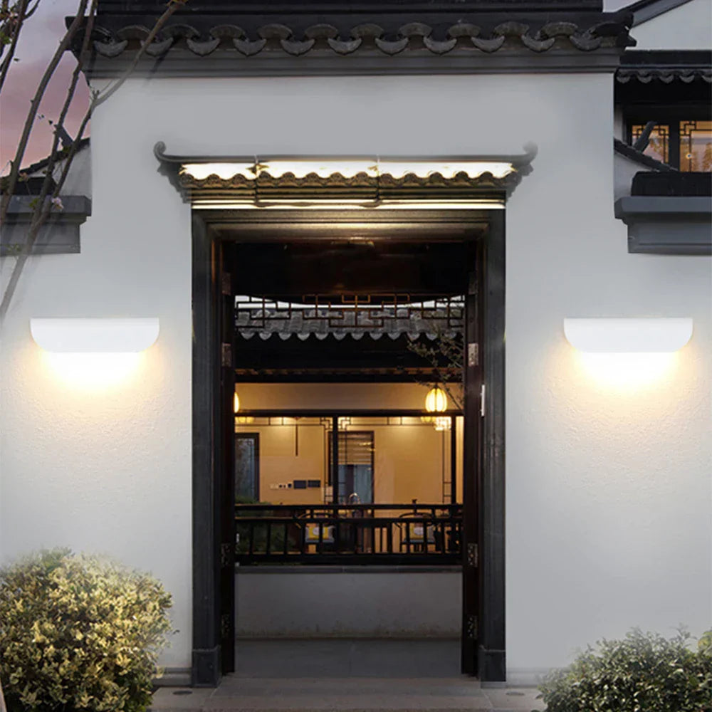 Skorter | RainGlow - Waterproof Outdoor Lighting
