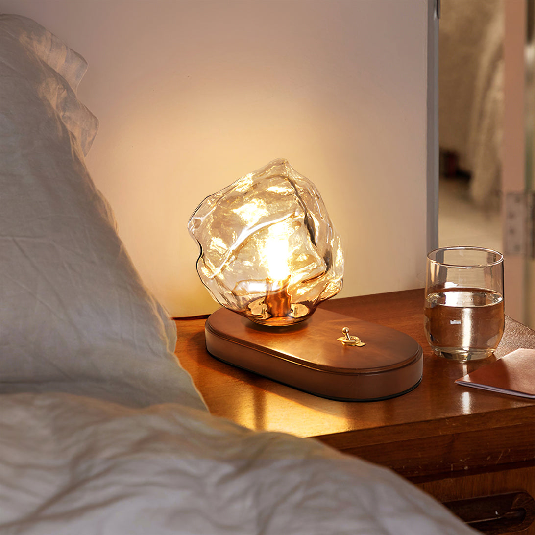 Skorter | RusticLume – Amber Glass and Wooden Table Lamp