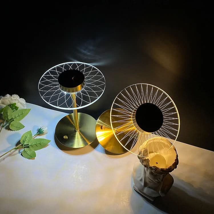 Skorter | Cordless Rechargeable LED Crystal Disc Table Lamp