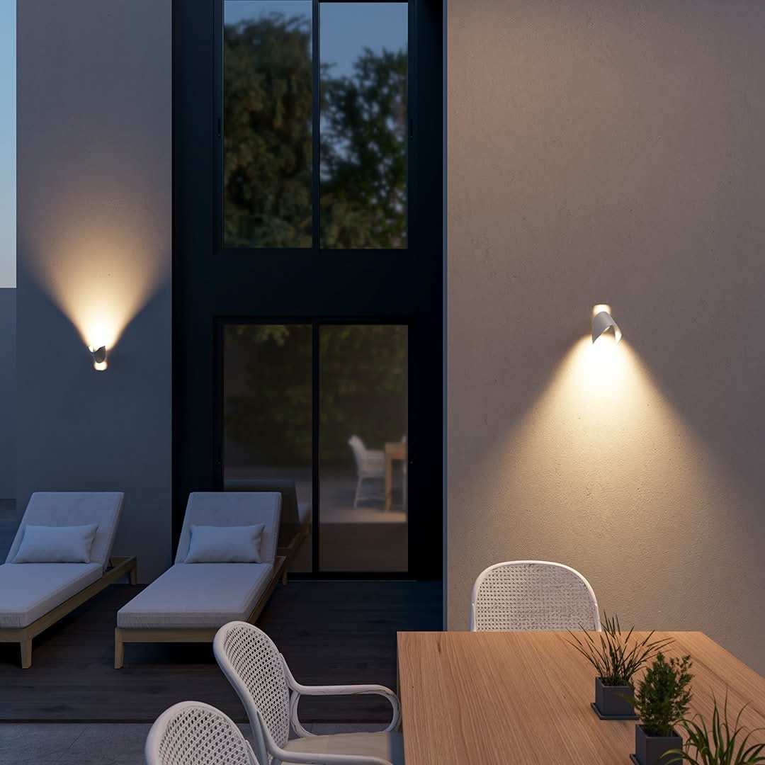 Skorter | CYGNUS 2.0 Modern Wall Lamp for Elegant Interiors