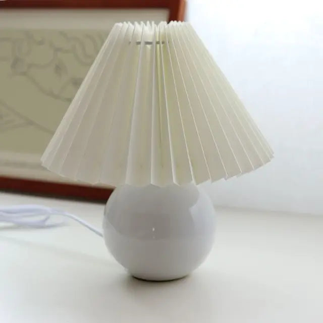Skorter | Classic Table Lamp with Foldable Lampshade for Warm Light
