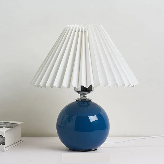Skorter | Classic Table Lamp with Foldable Lampshade for Warm Light