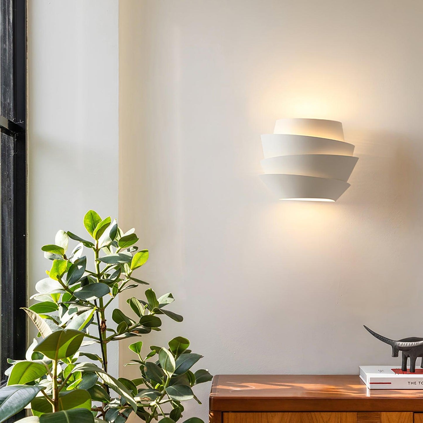 Skorter | SoleilGlow – French Sunlight-Inspired Wall Lamp for Radiant Spaces