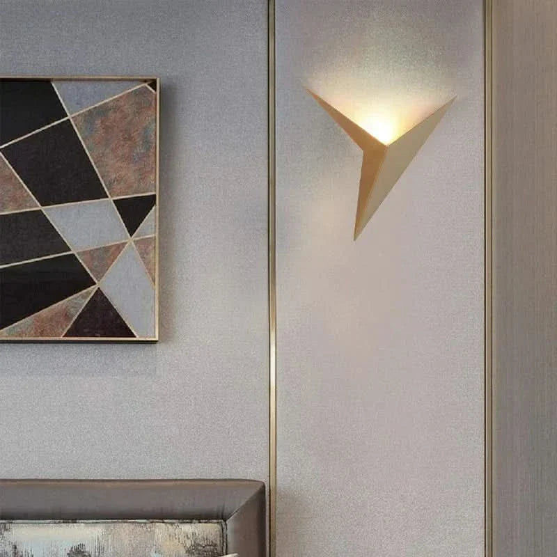 Skorter | Modern LED Triangular Wall Lamp for Stylish Interiors