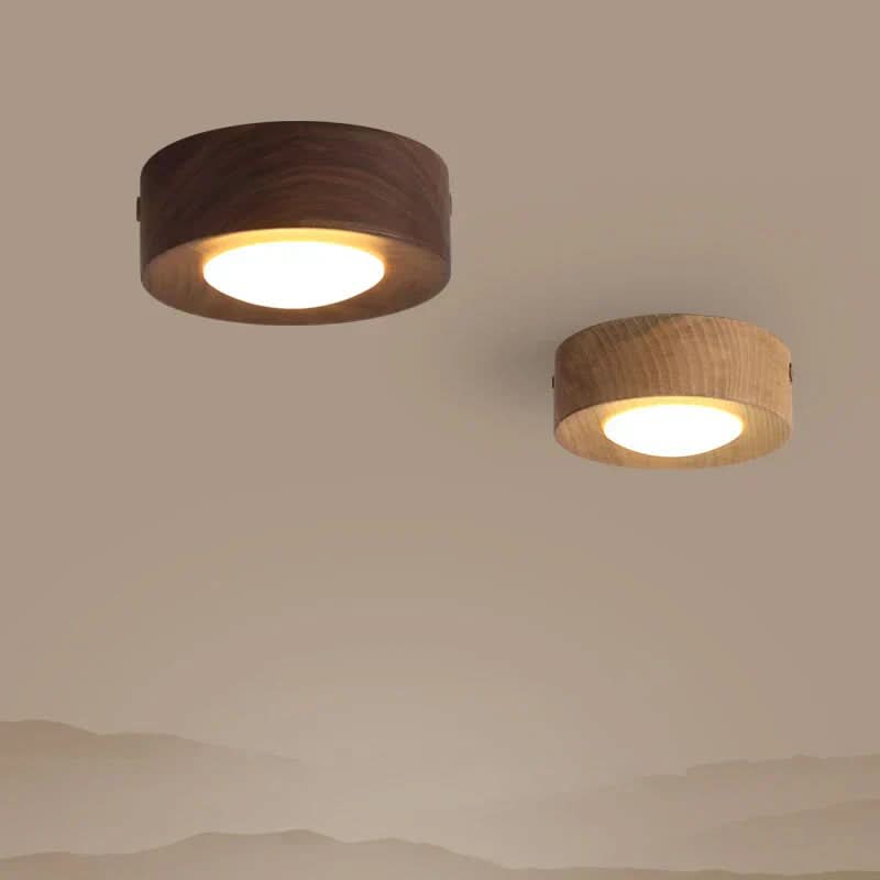 Skorter | Versatile LED lighting with walnut finish