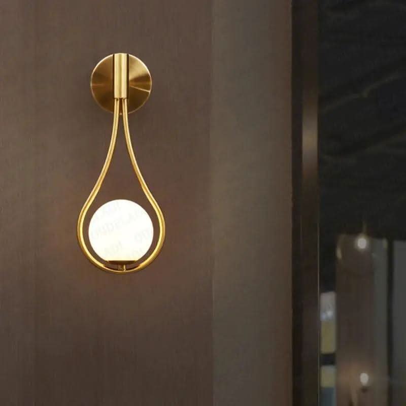 Skorter | Scandinavian LED Wall Light – Minimalist Wood & Metal Lamp