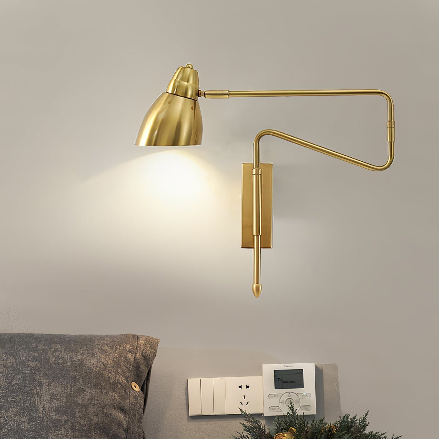 Skorter | BeamFlex – Versatile Wall Lamp with Flexible Arm