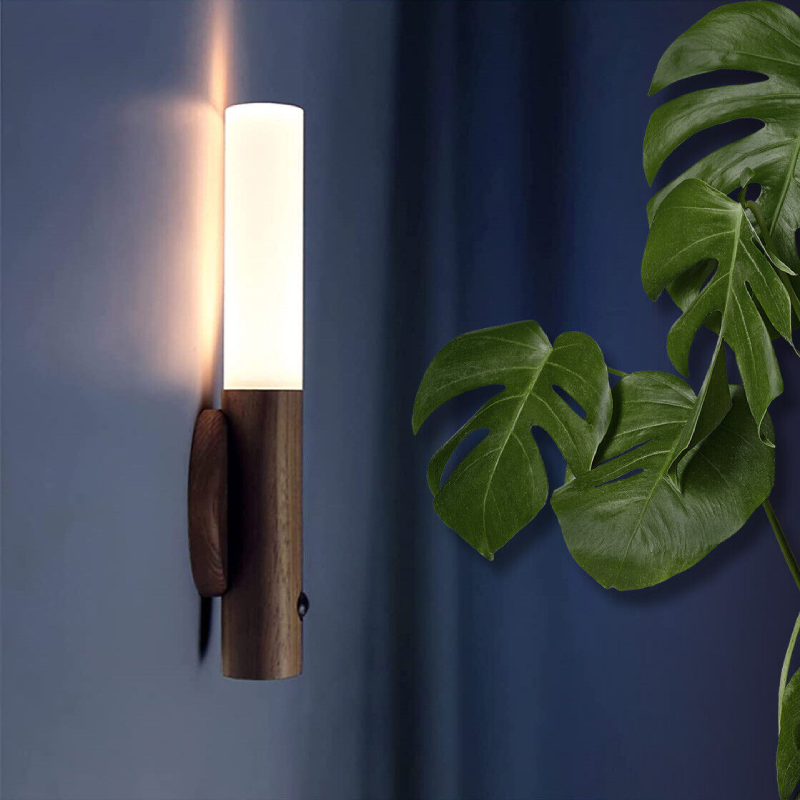 Skorter | Magnetic Wooden Wall Lamp