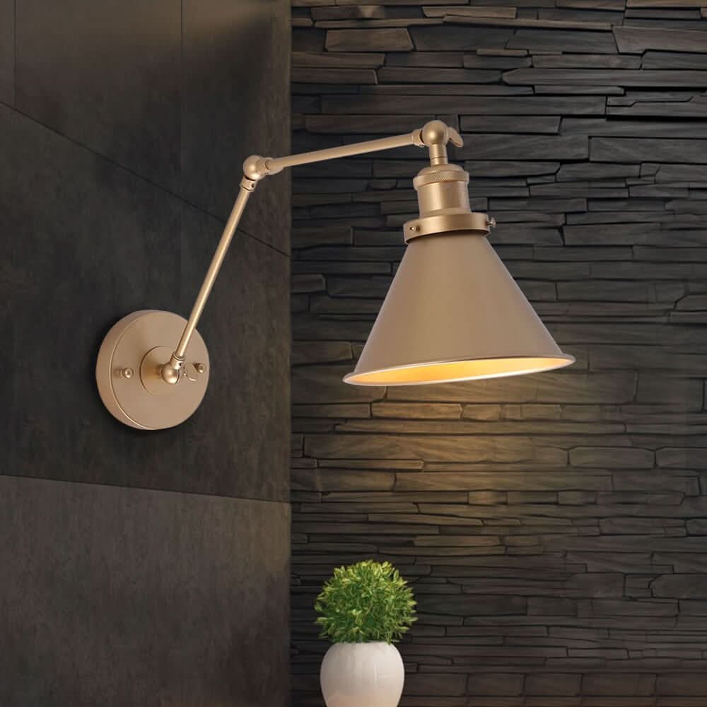 Skorter | Mid-Century Adjustable Metal Wall Lamp – Brass & Black
