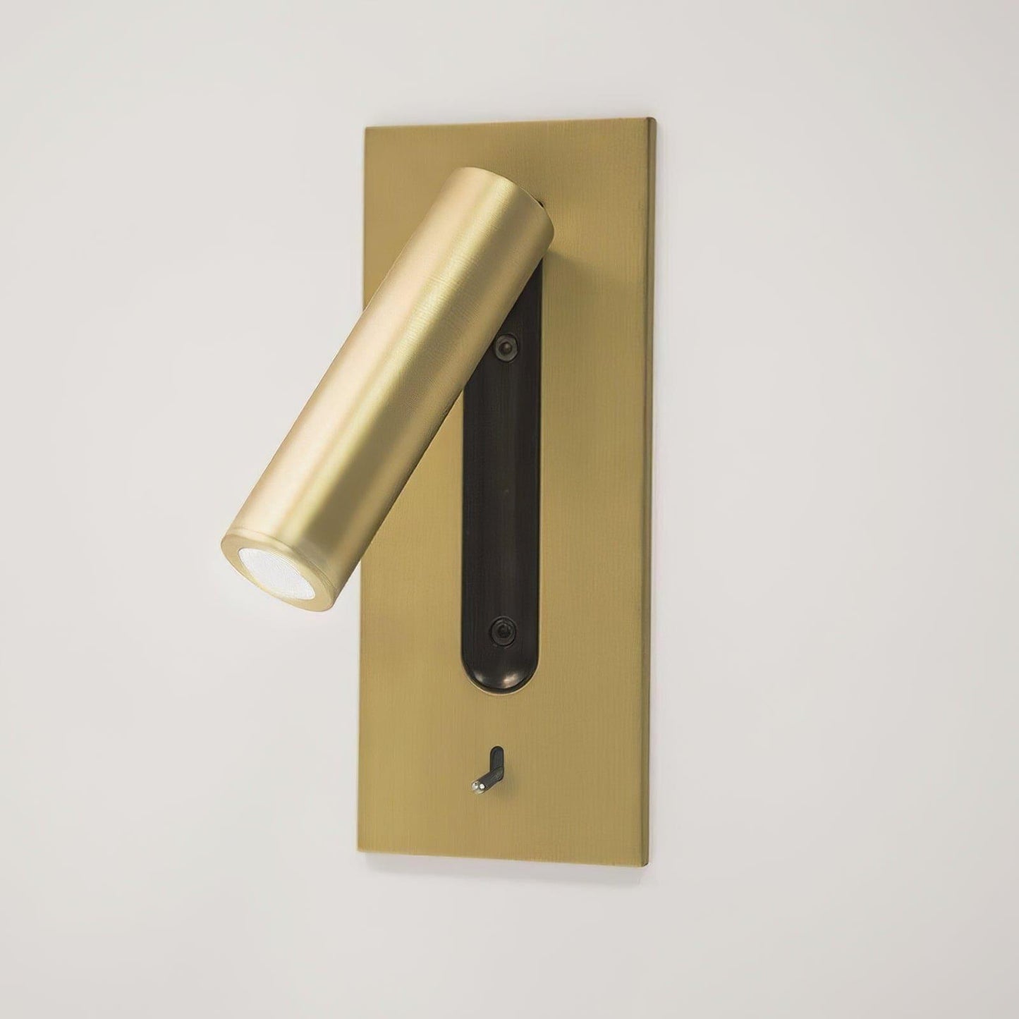 Skorter | Side Swapped LED Wall Lamp
