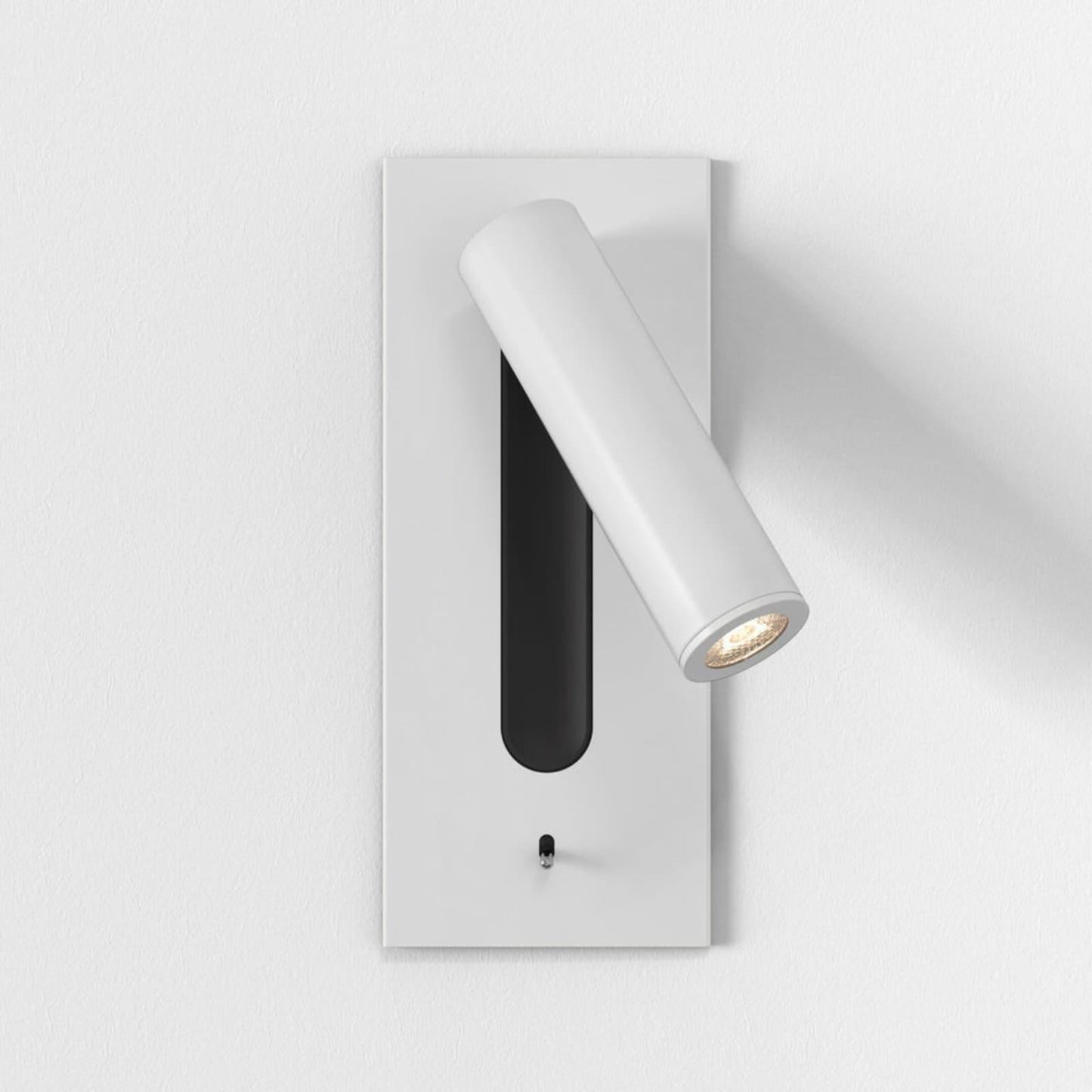 Skorter | Side Swapped LED Wall Lamp