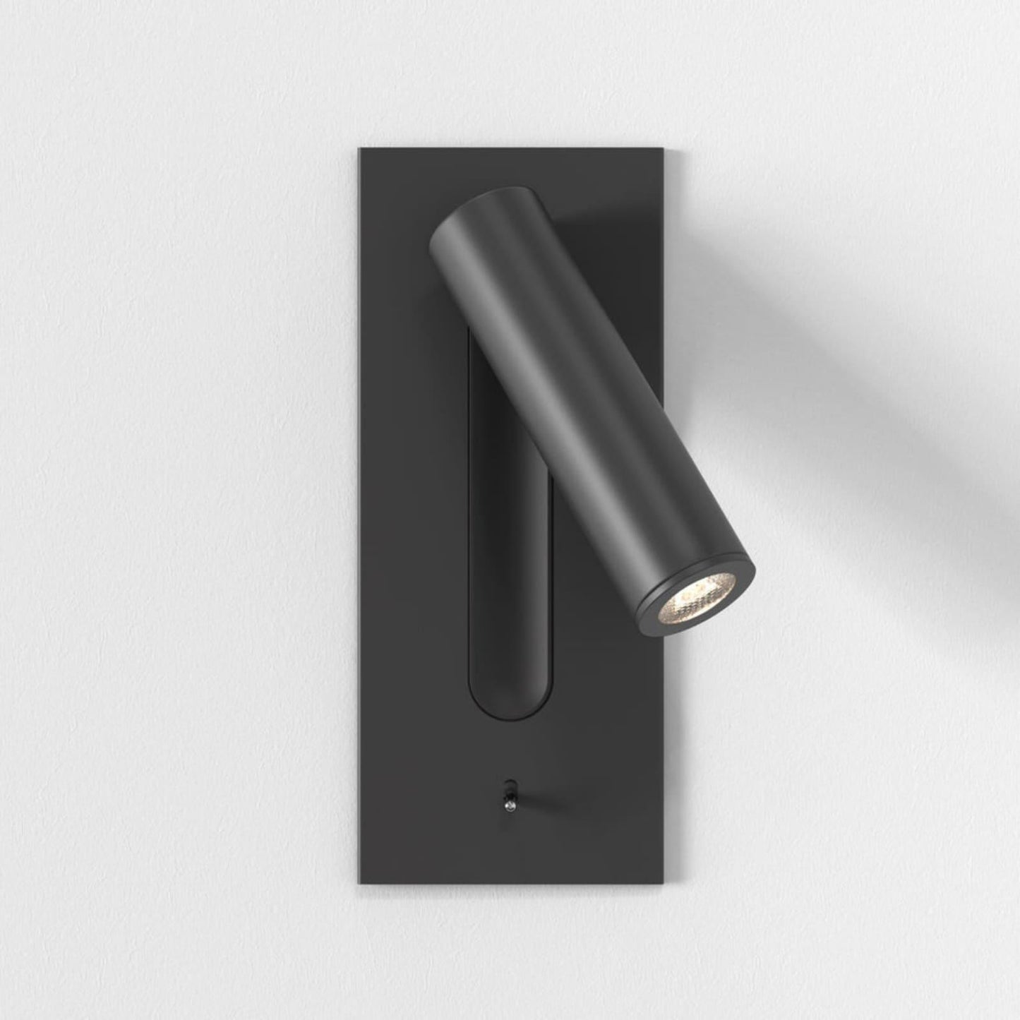 Skorter | Side Swapped LED Wall Lamp
