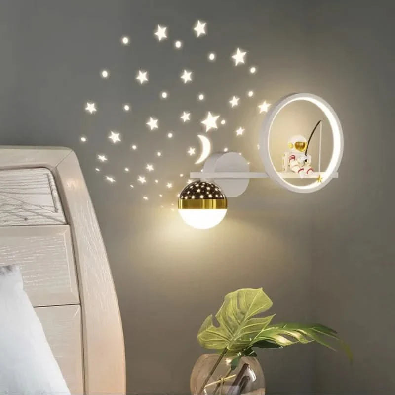 Skorter | SparkleBeam – Modern Children's Wall Lamp