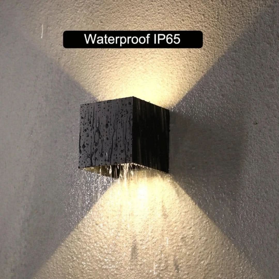Skorter | Metrolite - Stylish Outdoor Wall Lamp