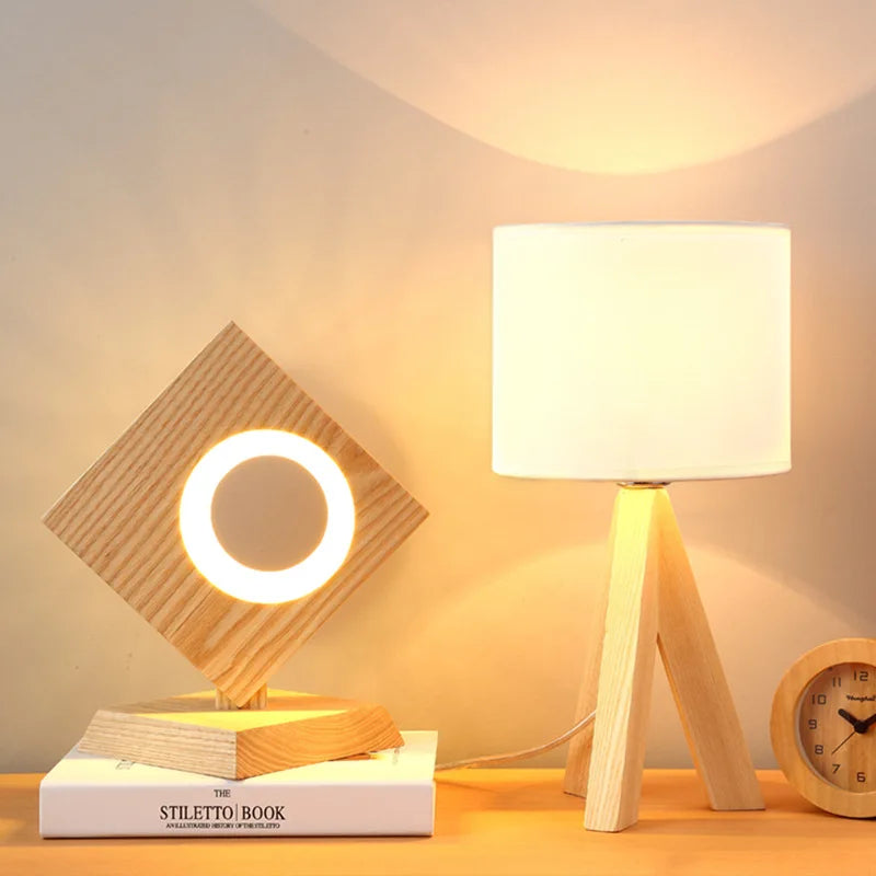 Skorter | EcoLight - Three Table Lamp with Modern Design