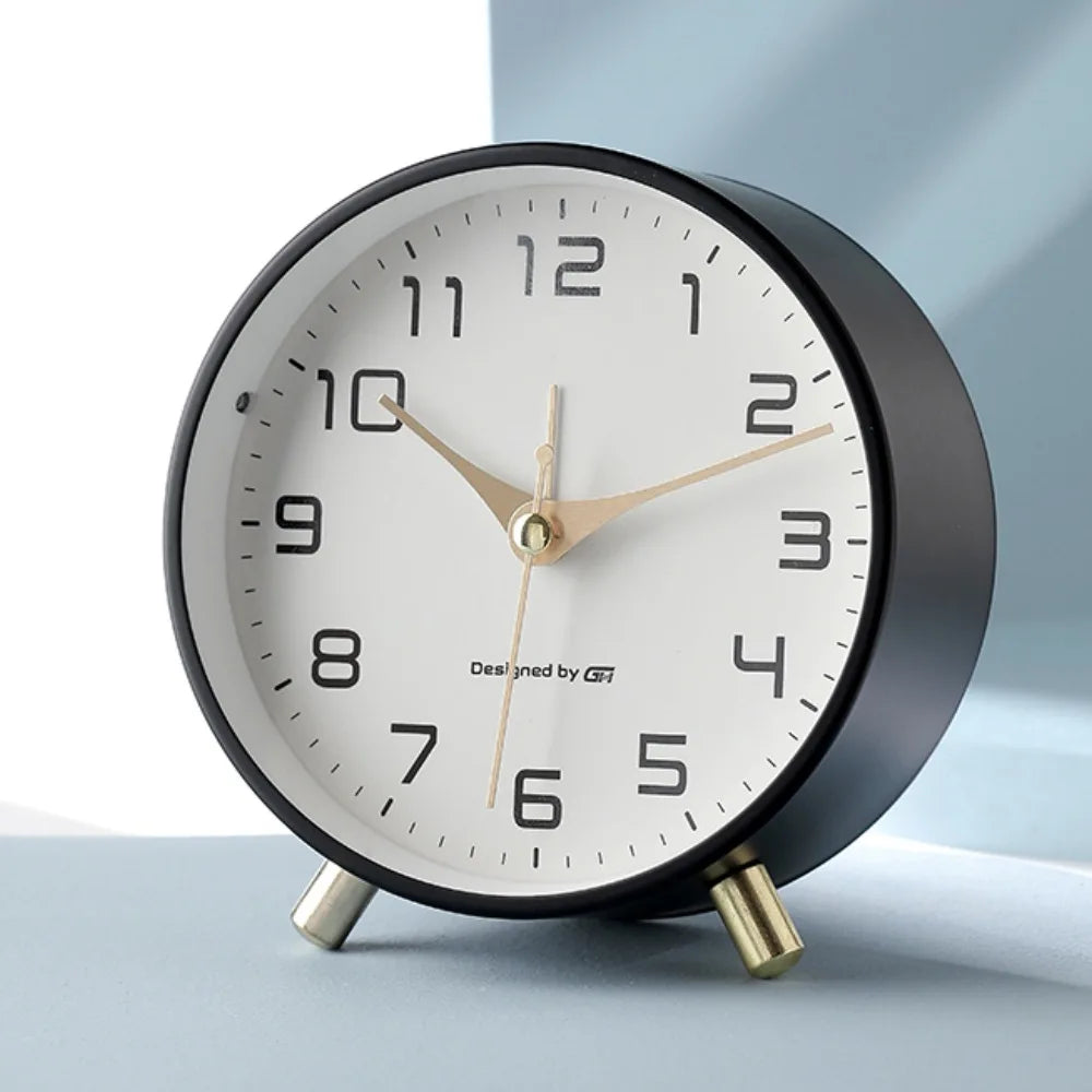 Skorter | Modern Scandinavian Silent Table Clock