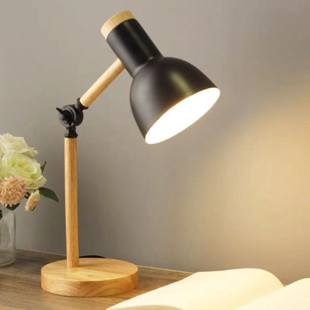 Skorter | Nordic Iron Wood LED Table Lamp