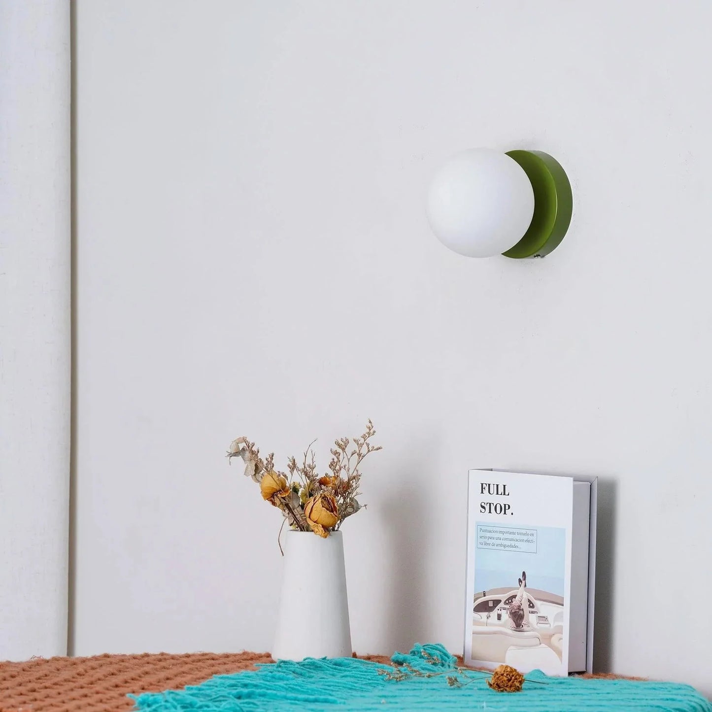 Skorter | Modern LED Wall Light – Compact Downward Fixture