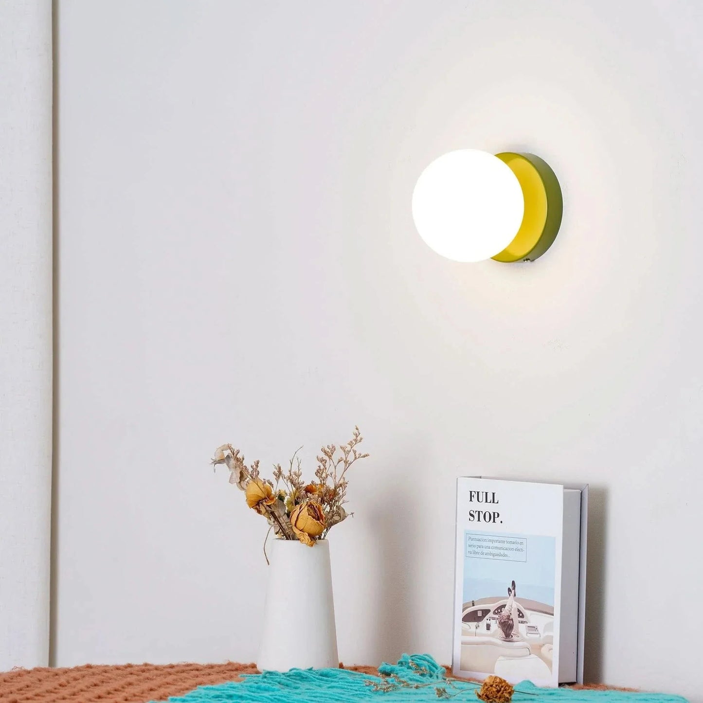 Skorter | Modern LED Wall Light – Compact Downward Fixture