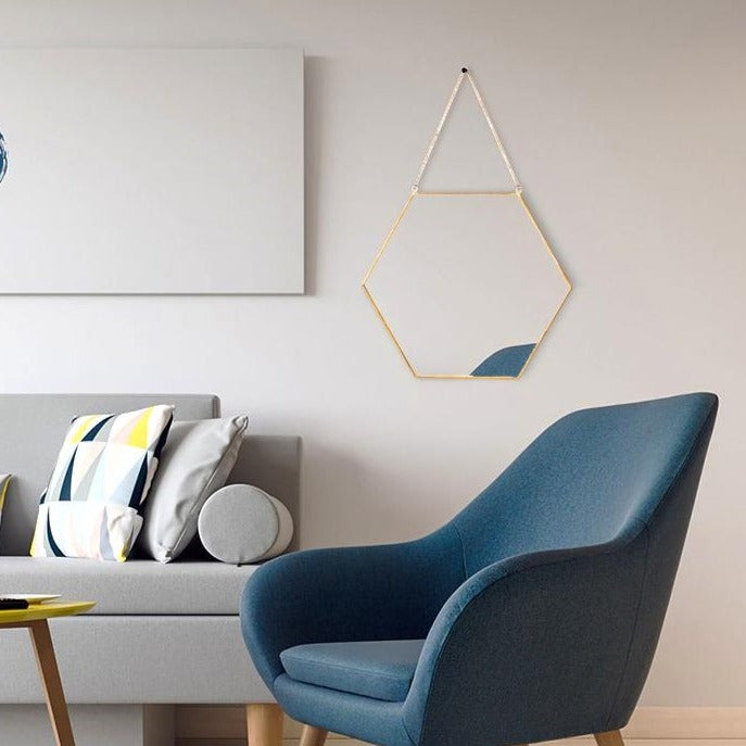 Skørter | Hanging Gold Hexagon Wall Mirror
