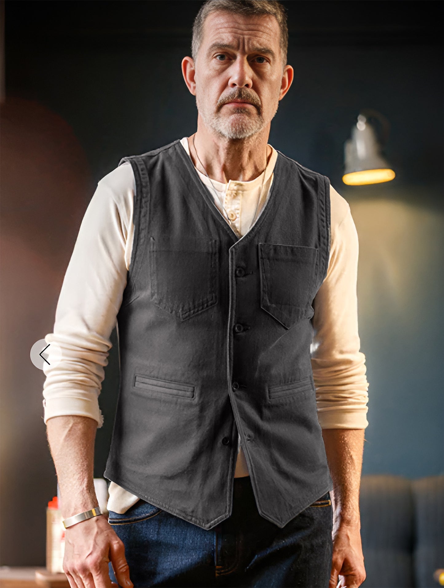 Men's fashionable vest in vintage style with pockets Skorter