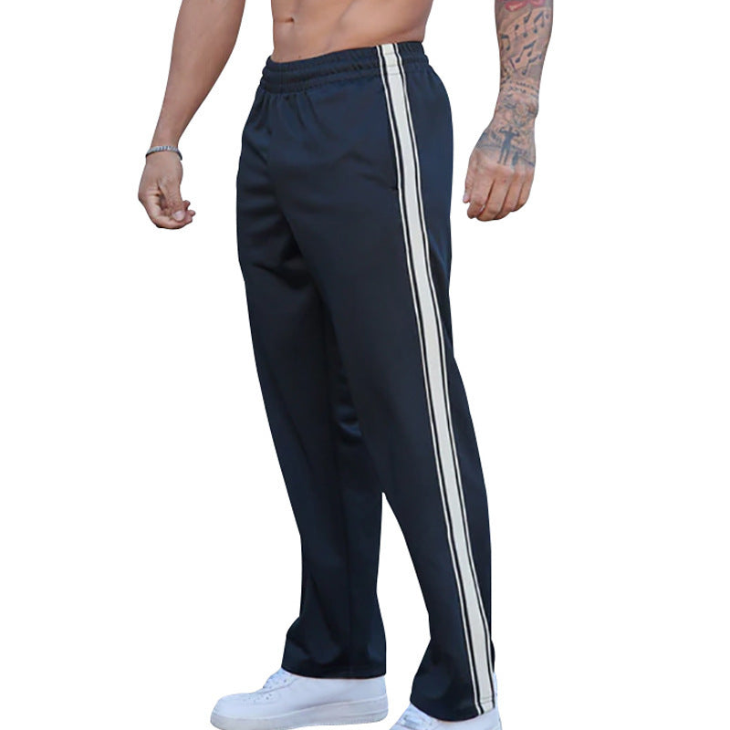Men's sporty training pants with side contrast elements Skorter