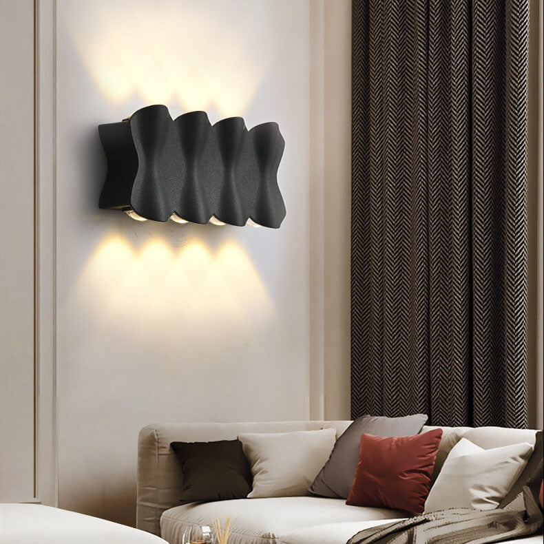 Skorter | Modern minimalist waterproof LED wall lamp in aluminum