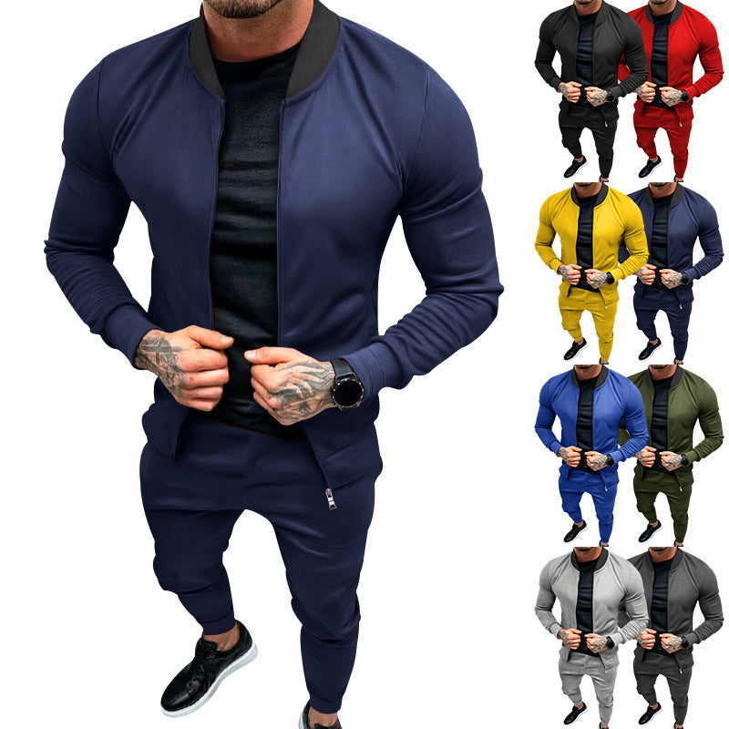 Men's tracksuit with modern stand-up collar and practical zip pockets Skorter