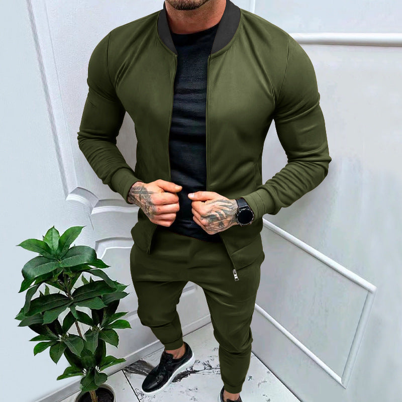 Men's tracksuit with modern stand-up collar and practical zip pockets Skorter