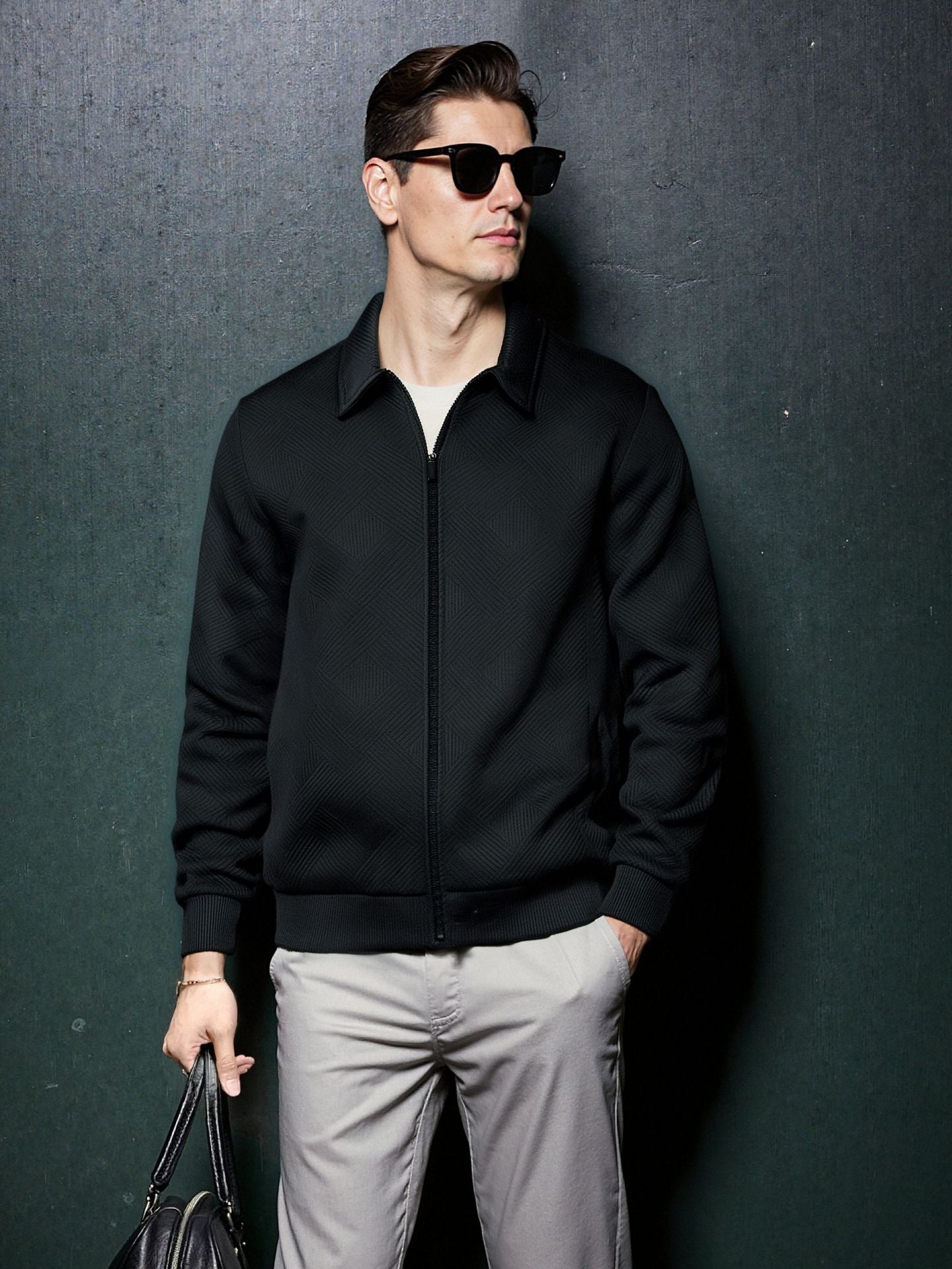 Men's sporty jacket with textured design and modern collar Skorter