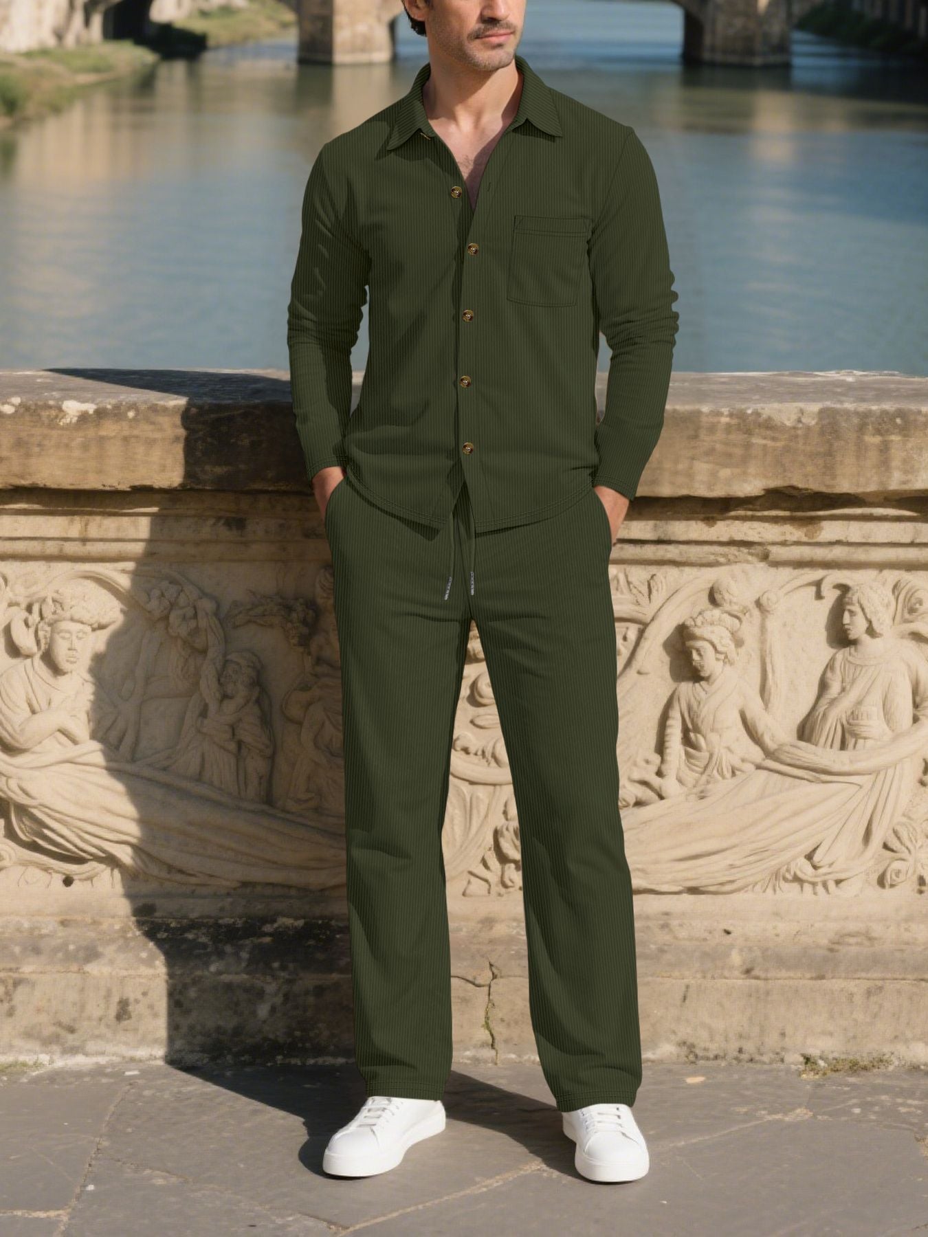 Men's stylish leisure suit set with comfortable cut and elegant button placket Skorter