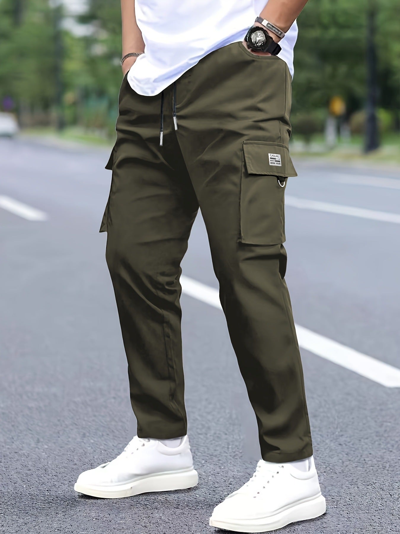 Men's cargo pants in modern design with practical pockets Skorter