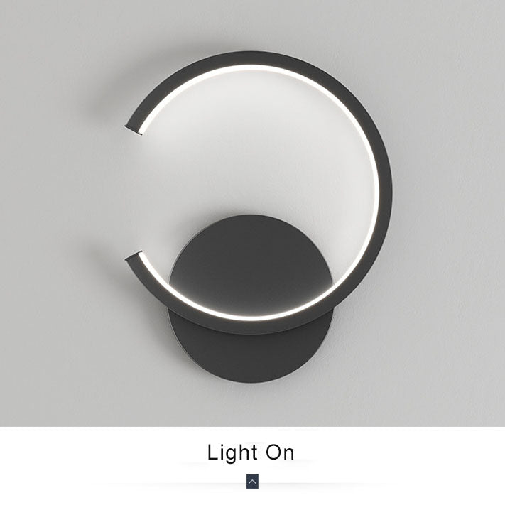 Skorter | Minimalist round LED wall lamp with arm, 1 light