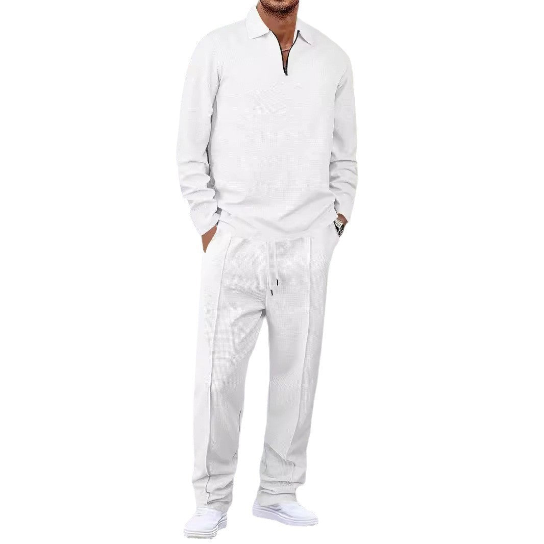 Men's sporty tracksuit with textured outer material and practical zip pockets Skorter