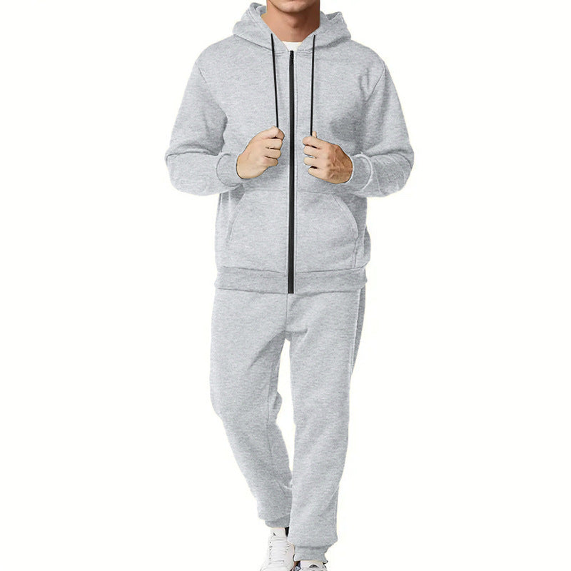 Men's sporty hoodie and jogger set with practical pockets and breathable materials Skorter